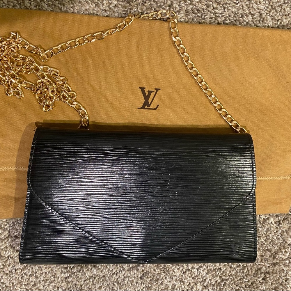 Louis Vuitton Epi Leather clutch bag
